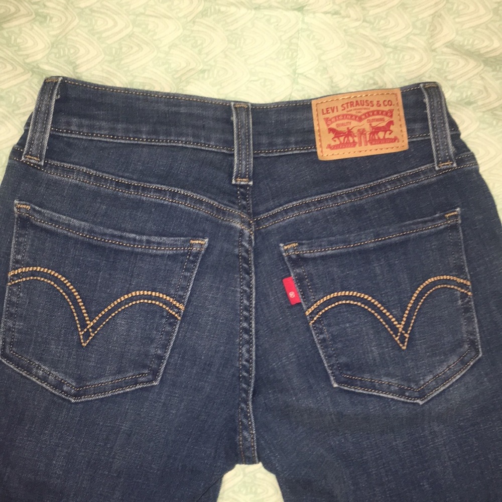 Super Skinny Ripped Levi Jeans